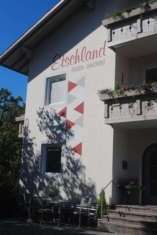 Pension Etschland Tirolo Exterior photo